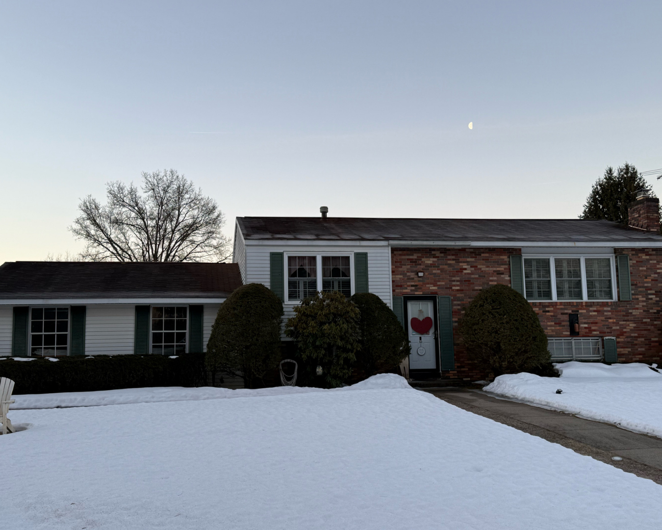 Commercial Asphalt Shingle Roofing